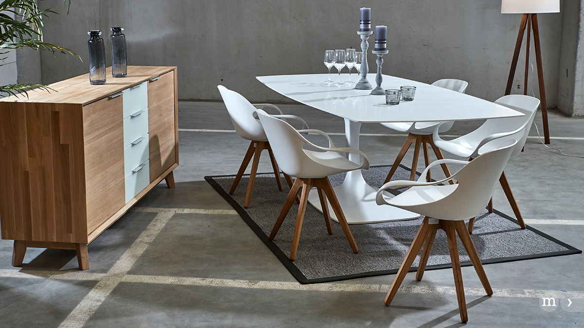 Modernes Möbeldesign inspiriert von Eero Saarinen